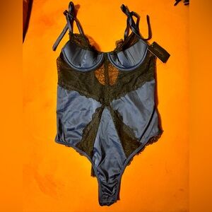 Fredericks of Hollywood violetta teddy